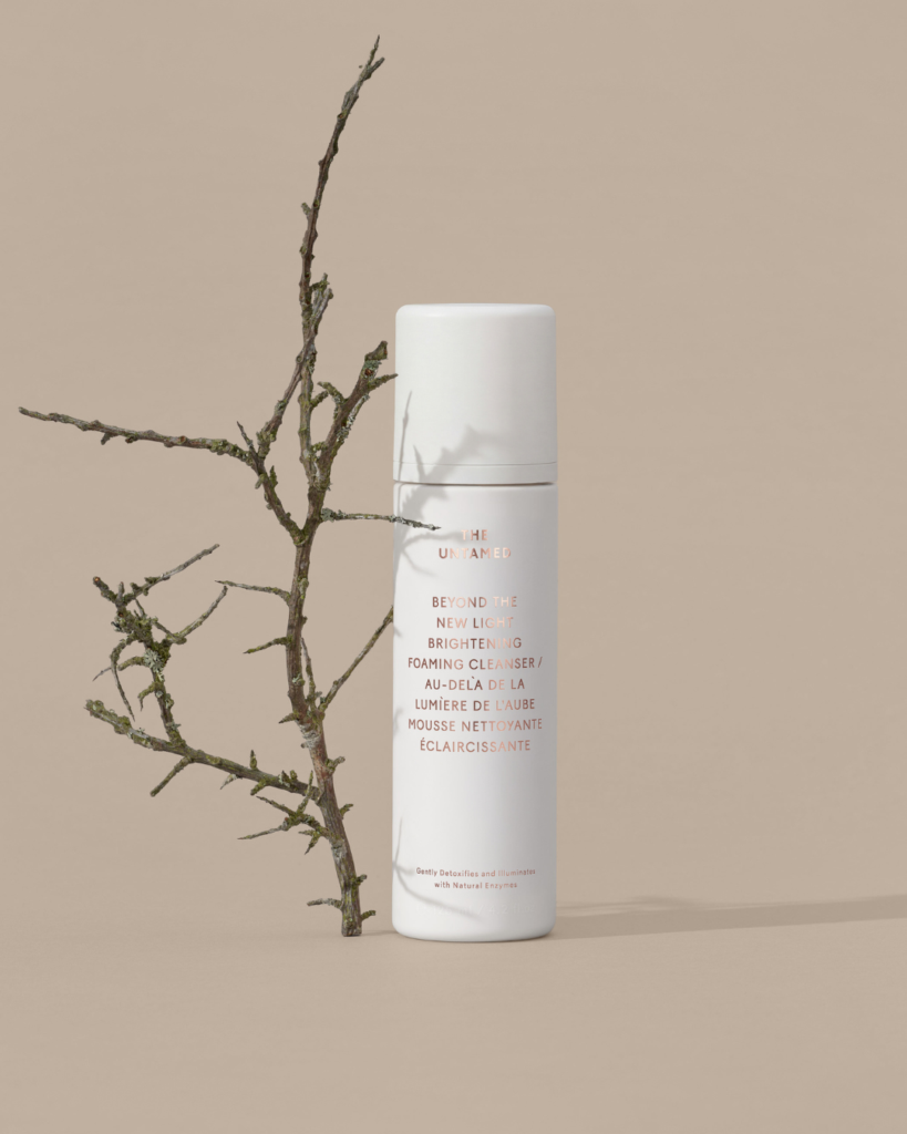 BEYOND THE NEW LIGHT BRIGHTENING FOAMING CLEANSER